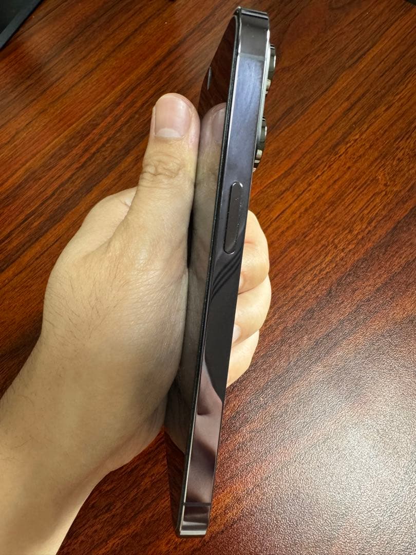 【値下げ】【美品】iPhone 14 Pro ディープパープル 本体