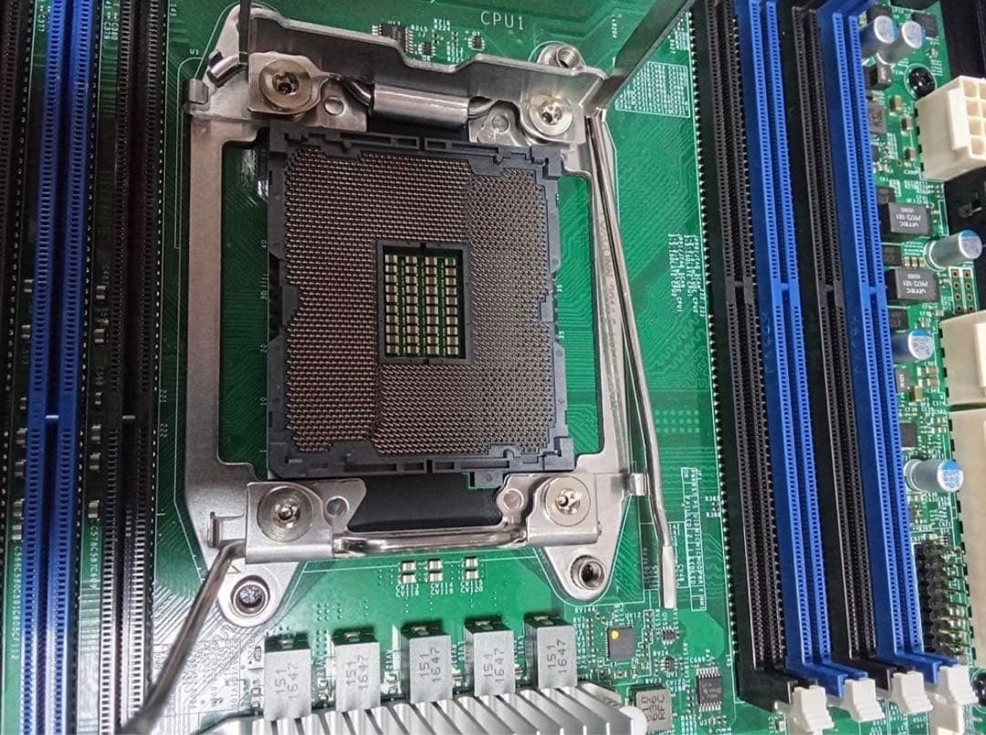 マザーボード SUPER MICRO X10DRi + 2CPUs E5 2680V4