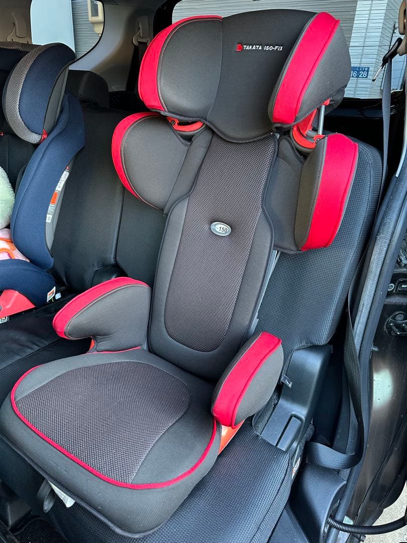 TAKATA　ジュニアシート　ISOFIX チャイルドシート　ペット喫煙者無し