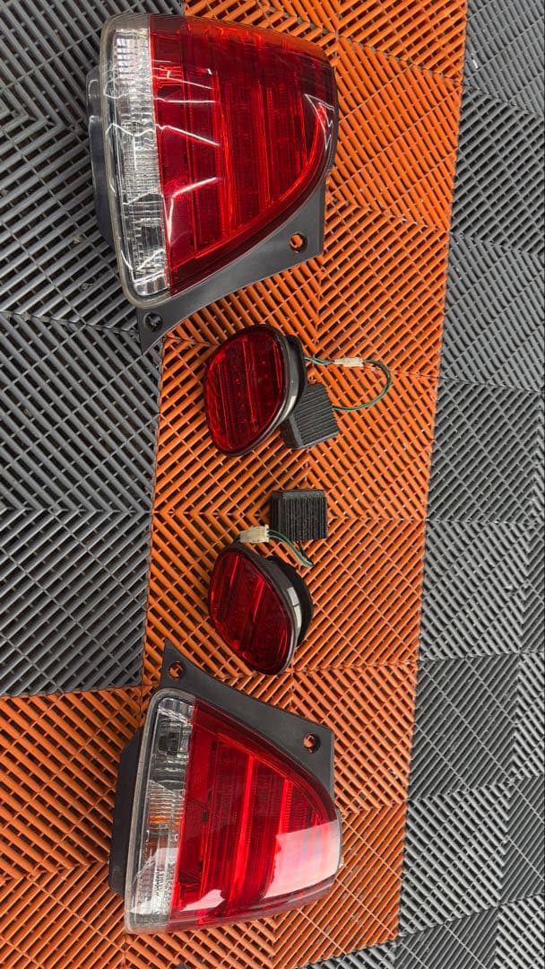 JZS161 アリスト　GS風赤白LEDテールランプ 4個セット