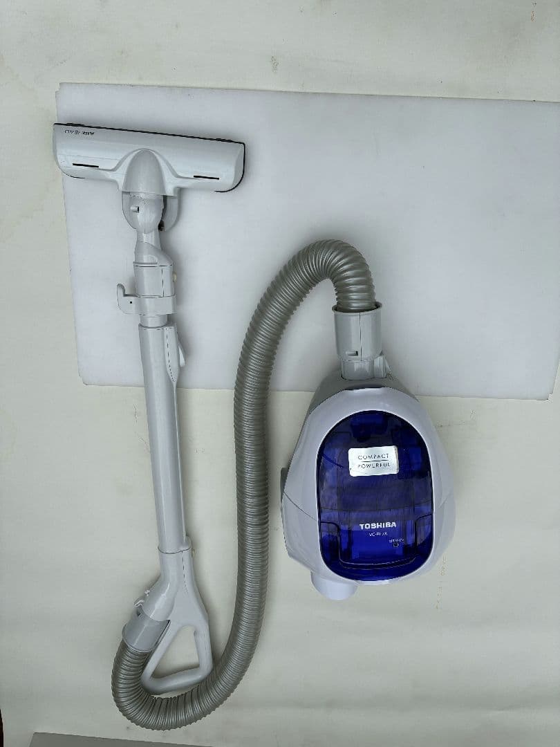 TOSHIBA　掃除機 　VC-PF7A
