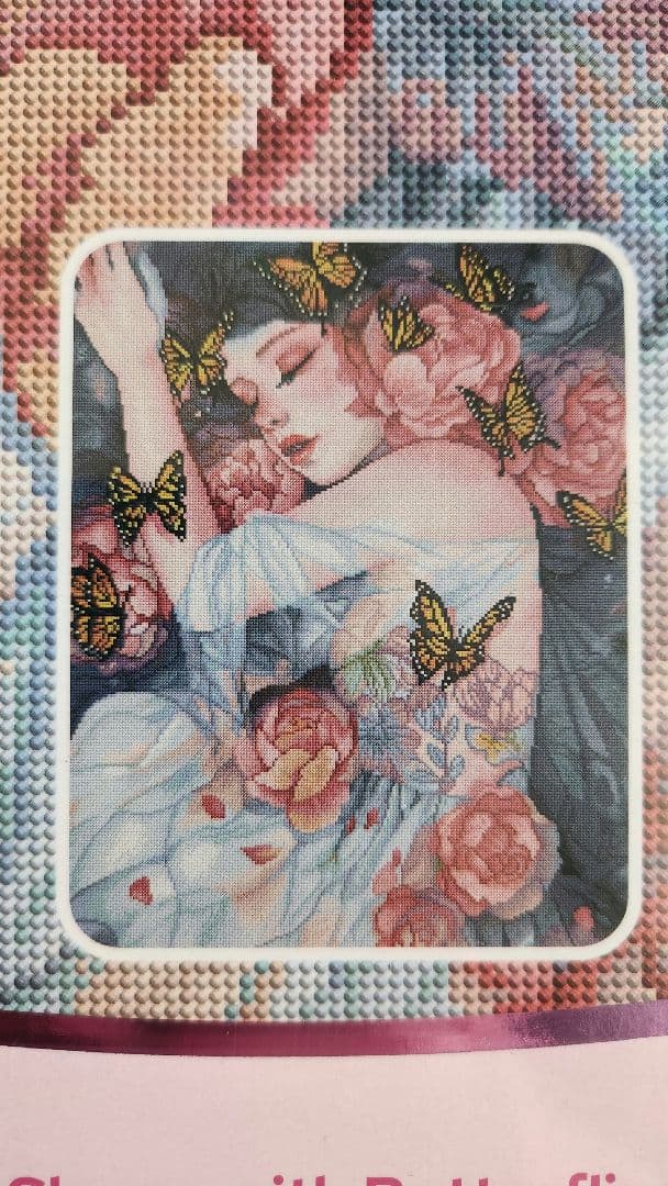 さ*ん様 DACダイヤモンドアートキット「Sleeps with Butterf