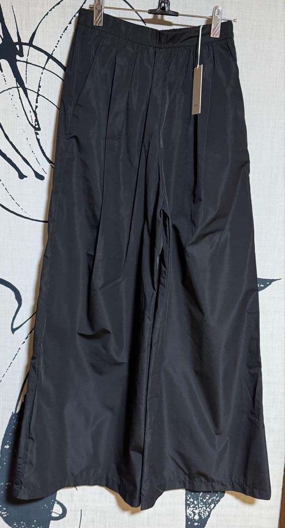 chieko+ チエコプラス 新品 airy wide pants​ パンツ