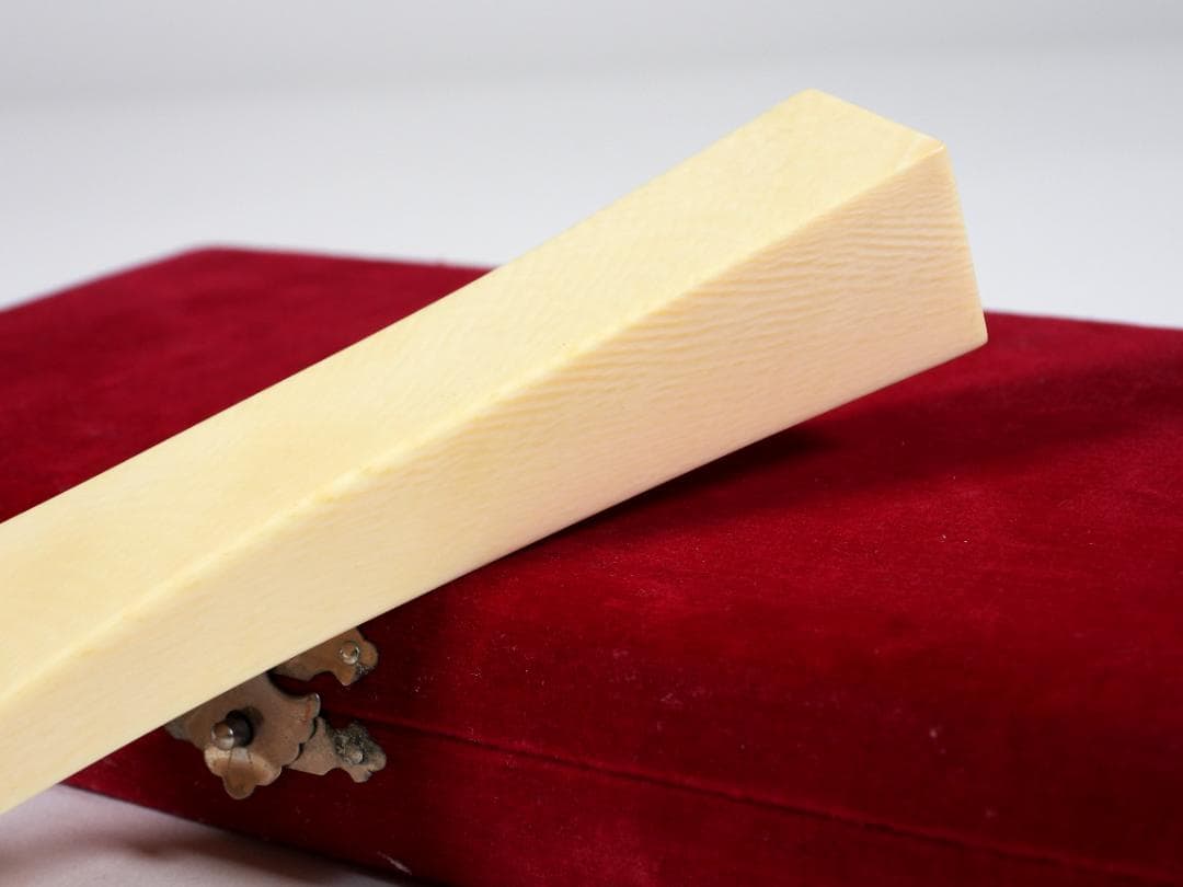 極上　三味線　撥　バチ　天然素材　和楽器　民謡　アンティーク　細密細工