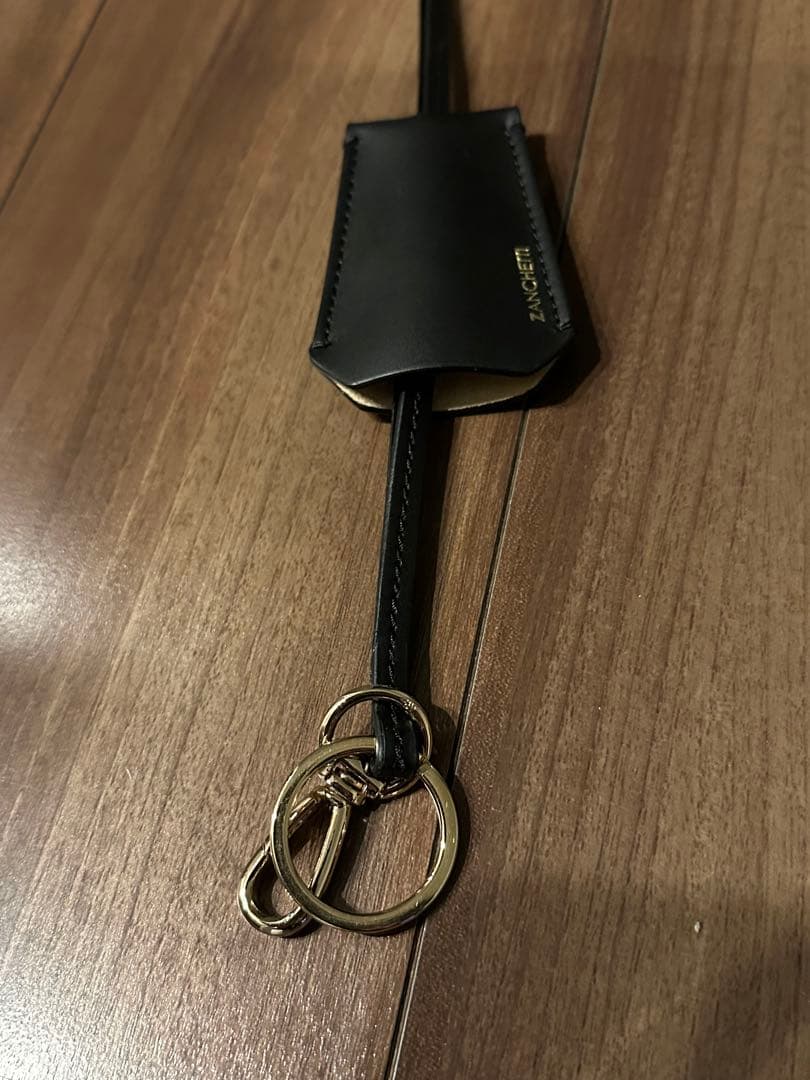 ザンケッティ　レザーネックレス