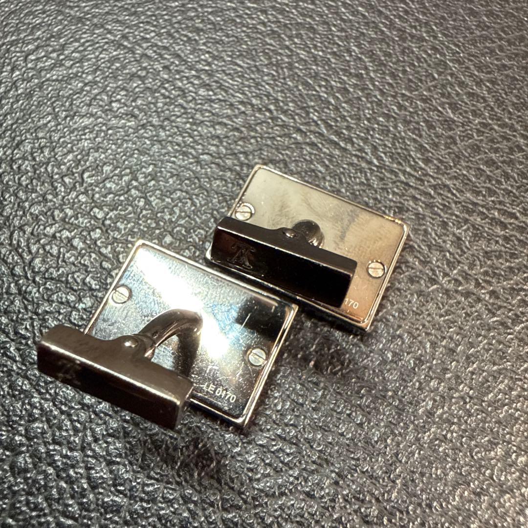 LOUIS VUITTON ルイヴイトン　カフス　シルバー木目