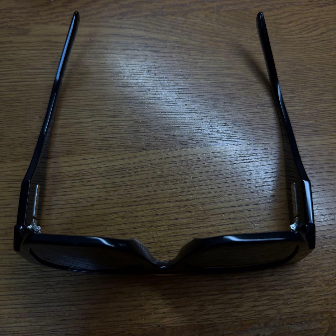 o*o様 【未使用に近い】PRADAトライアングルロゴサングラス スクエア