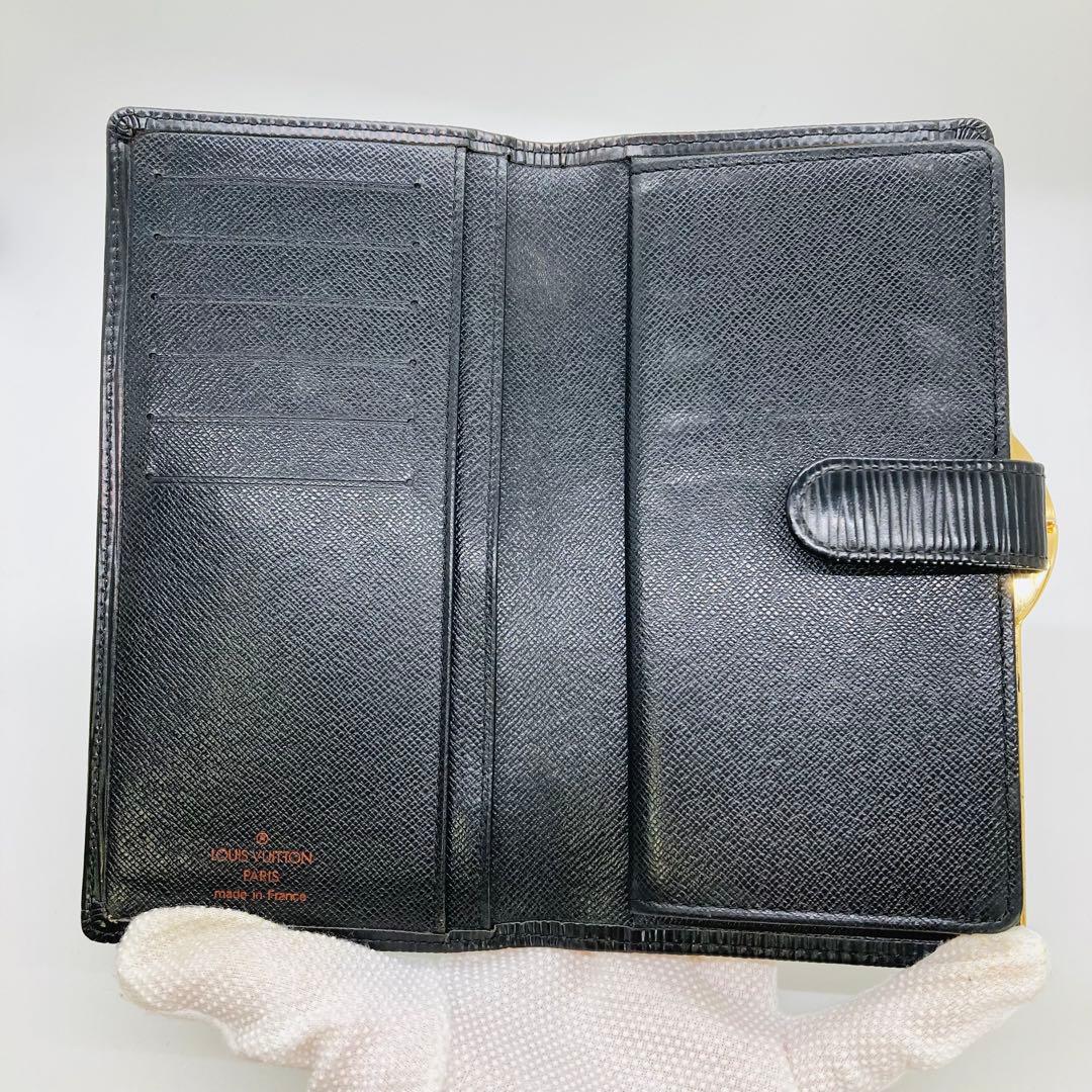 ルイヴィトン LOUIS VUITTONエピノワールポルトビエ 長財布 A876