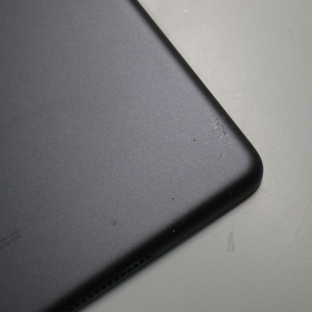 【背面傷・曲がり小】iPad (第8世代) 32GB WiFi+Cellular