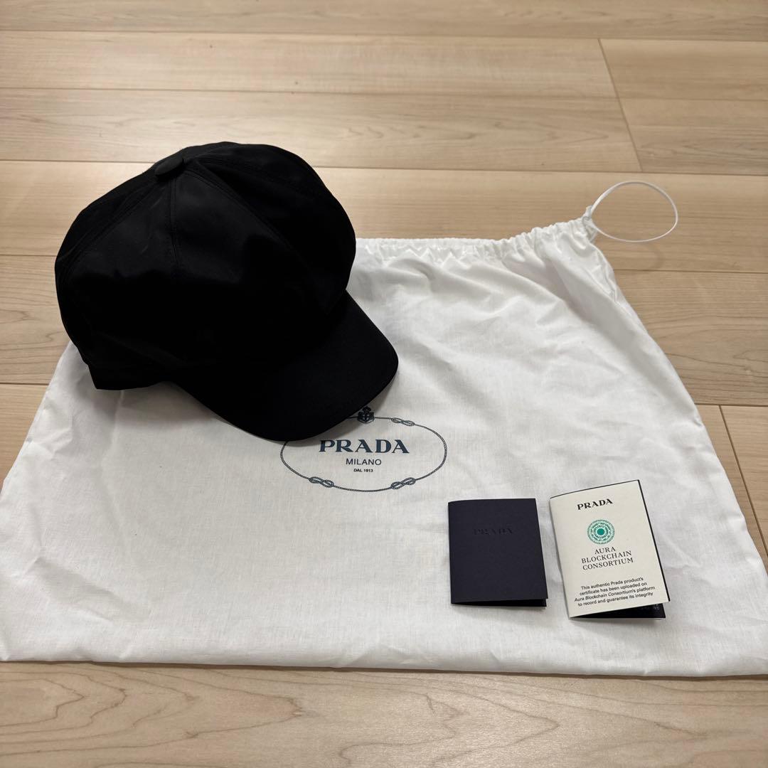 新品未使用PRADA ブラック キャスケット Sサイズ　キャップ