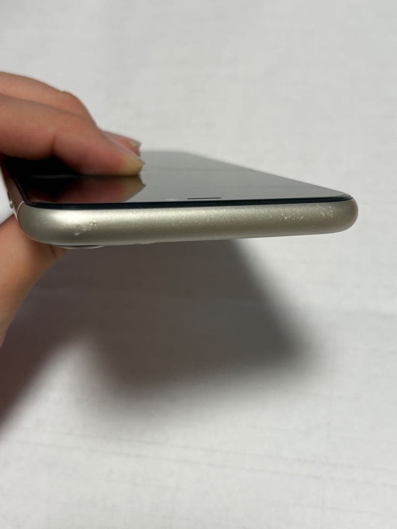 [美品]Apple iPhone 11 ホワイト 64GB