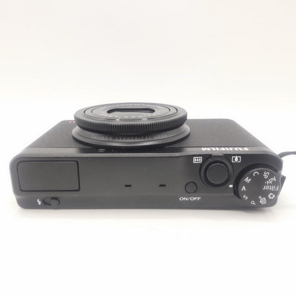 ★箱付★ デジタルカメラ FUJIFILM 富士フィルム XQ1 BLACK