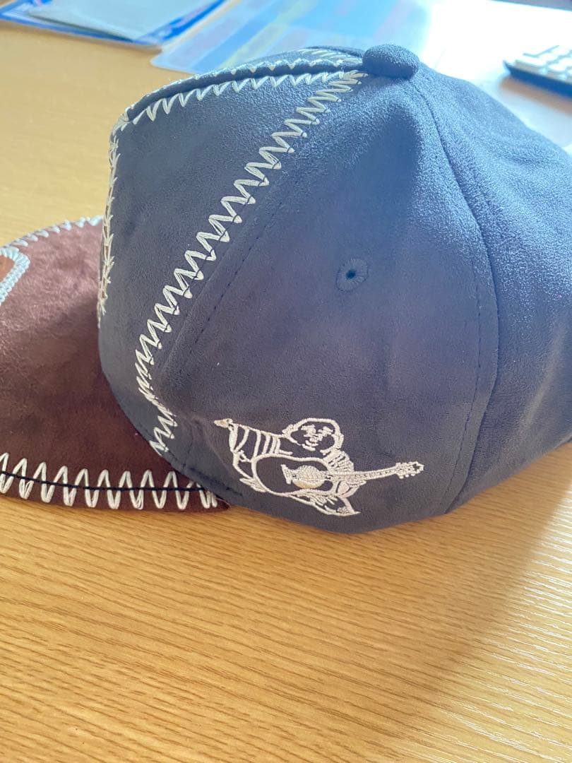 TRUE RELIGION キャップ