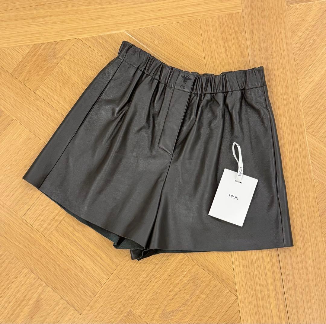 【新品未使用】DIOR ラムスキン ショートパンツ