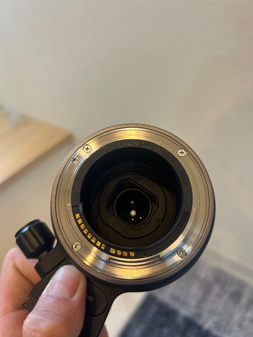 Canon RF100-400mm F5.6-8 IS USM 三脚座付き！
