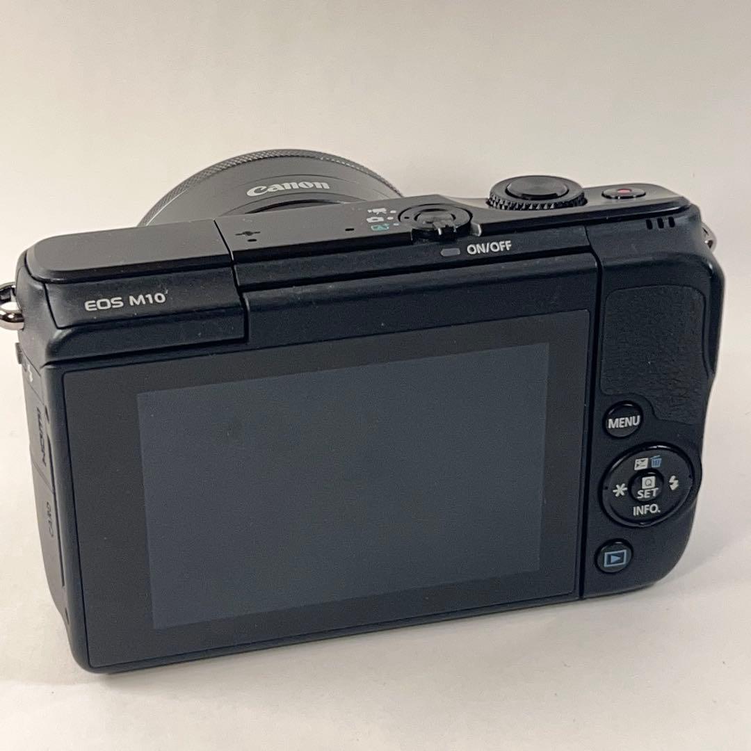 CANON EOS M10 ダブルズームキット