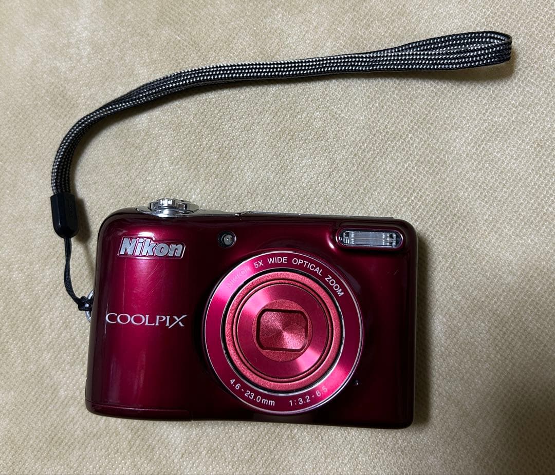 Nikon COOLPIX L30 赤 デジタルカメラ 乾電池タイプ