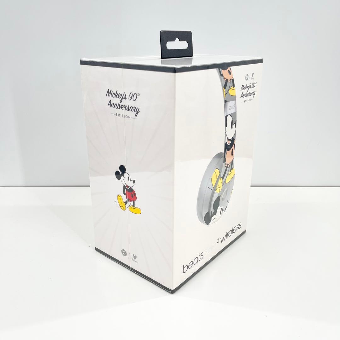 新品 beats by drdre ヘッドホン ミッキーマウス 生誕90周年記念