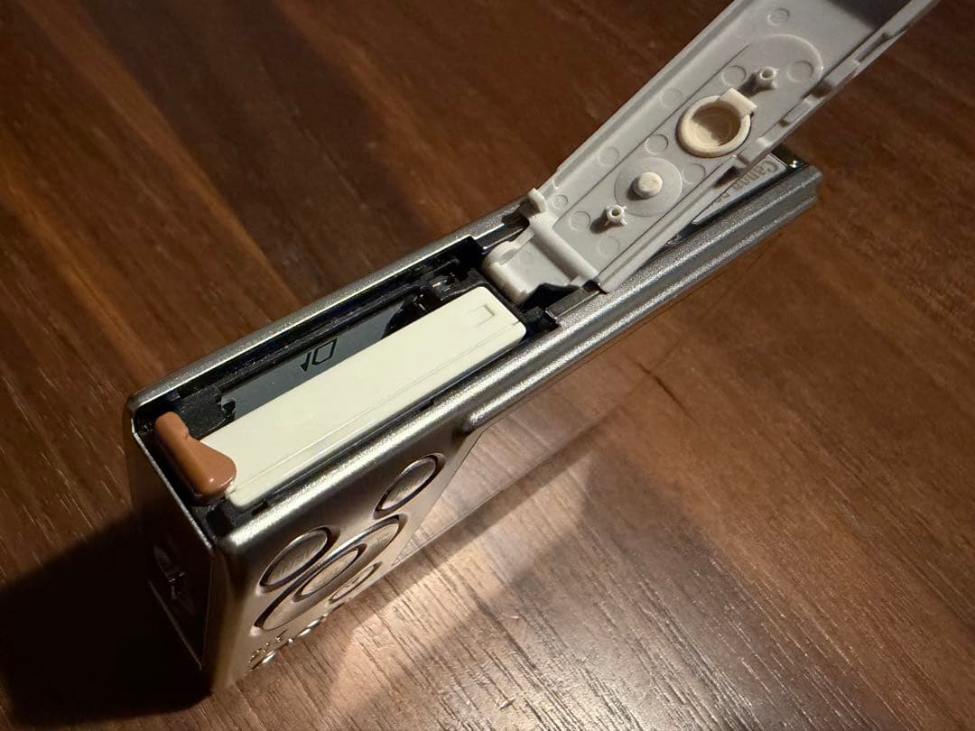 Canon IXY Digital 25 IS コンパクトデジタルカメラ