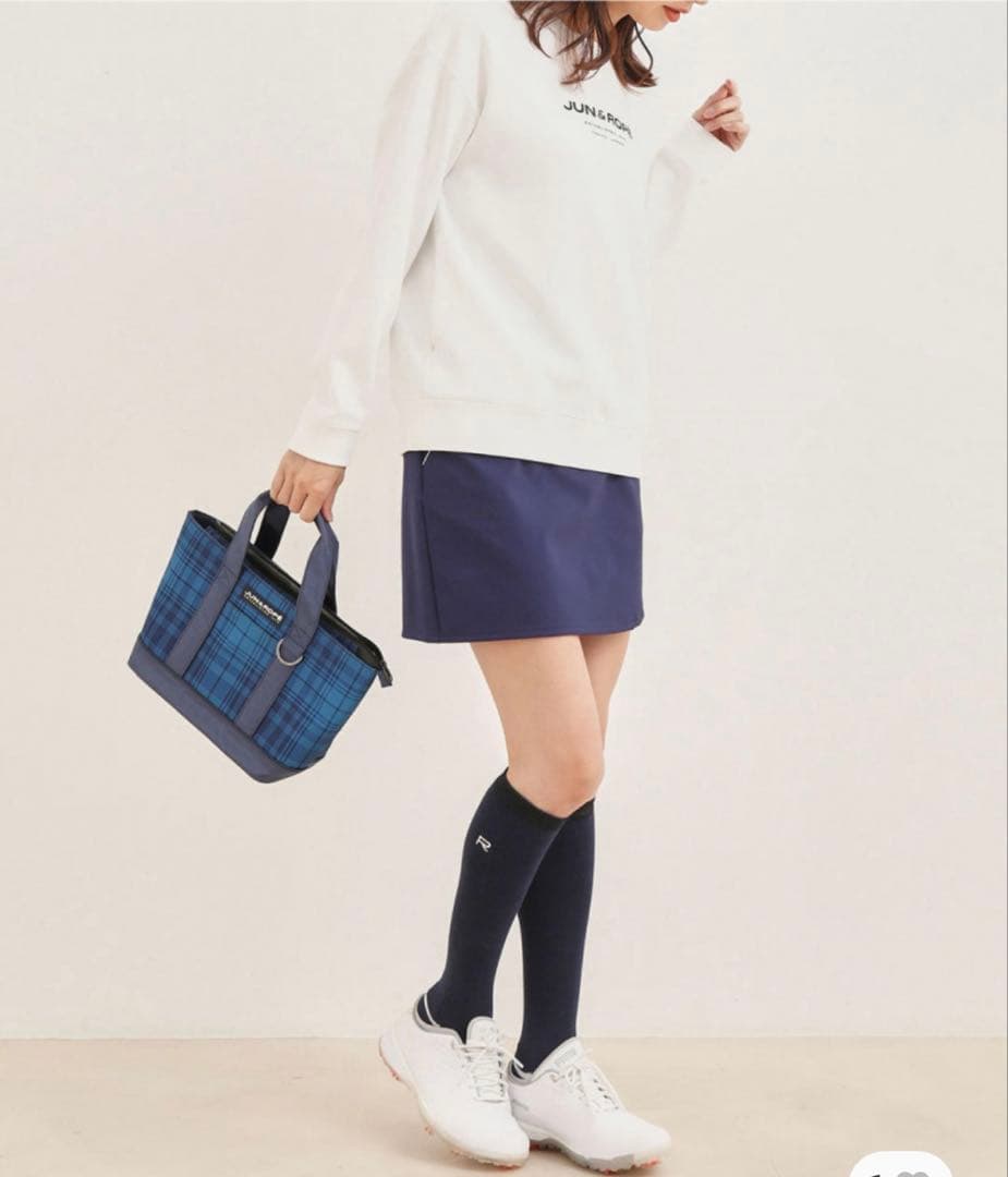 新品タグ付き　JUN&ROPE プレイド柄PLAYロゴ　プルオーバー　白　M