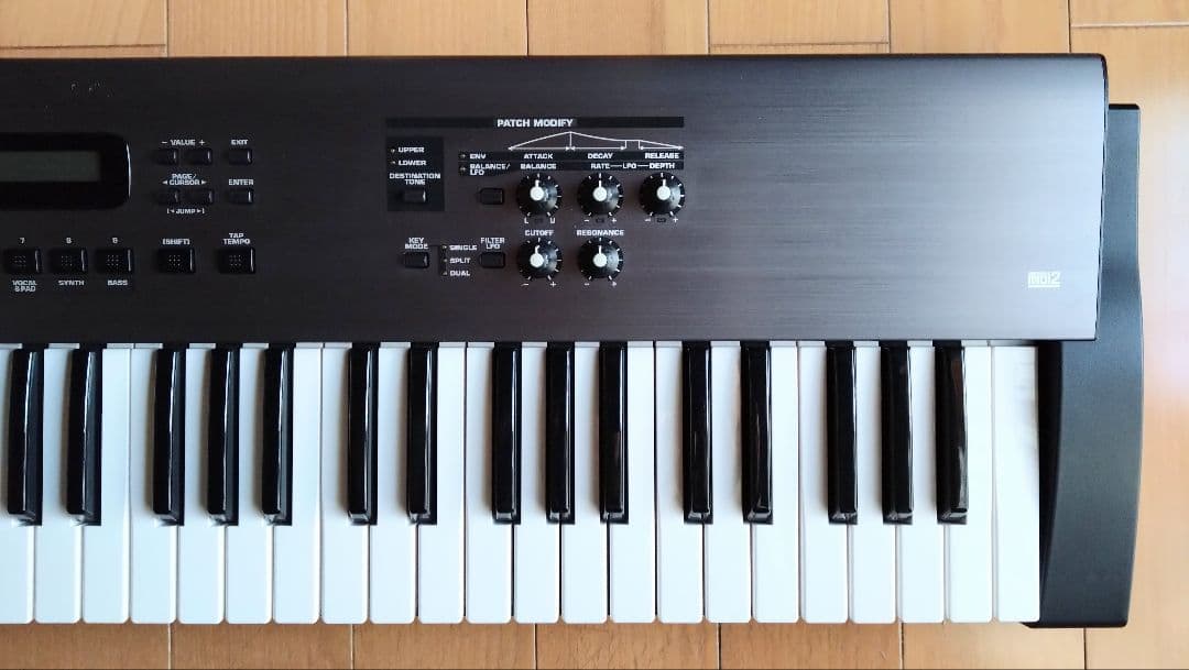 Roland RS-50 ローランド シンセサイザー