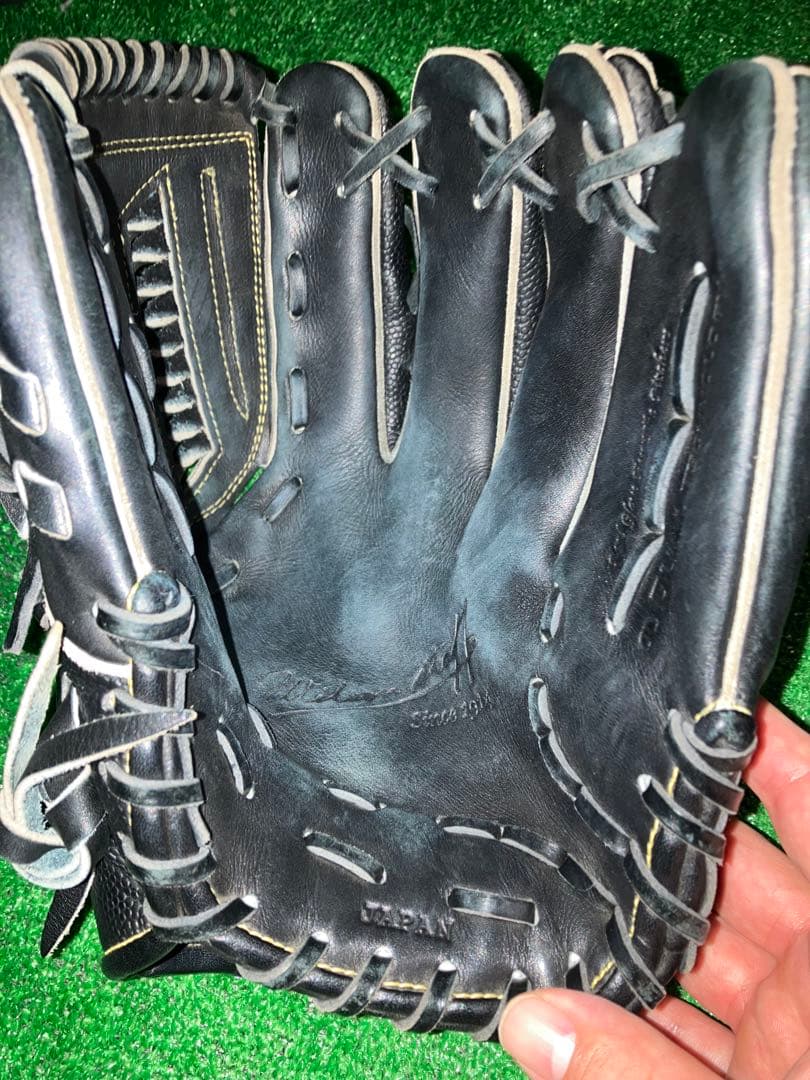 Wilson 硬式　投手用グラブ