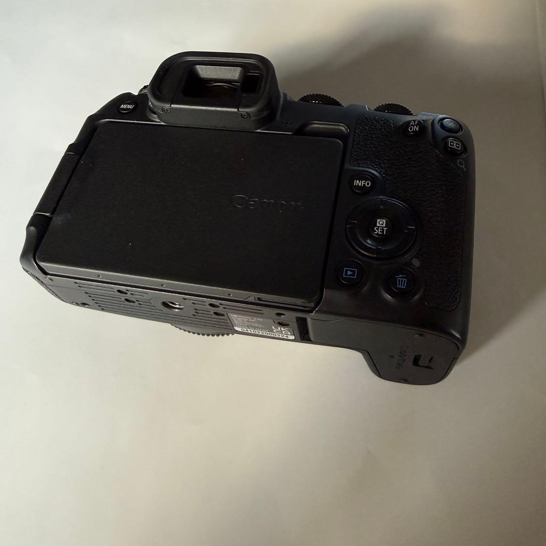 Canon EOS R8 ミラーレス一眼カメラ