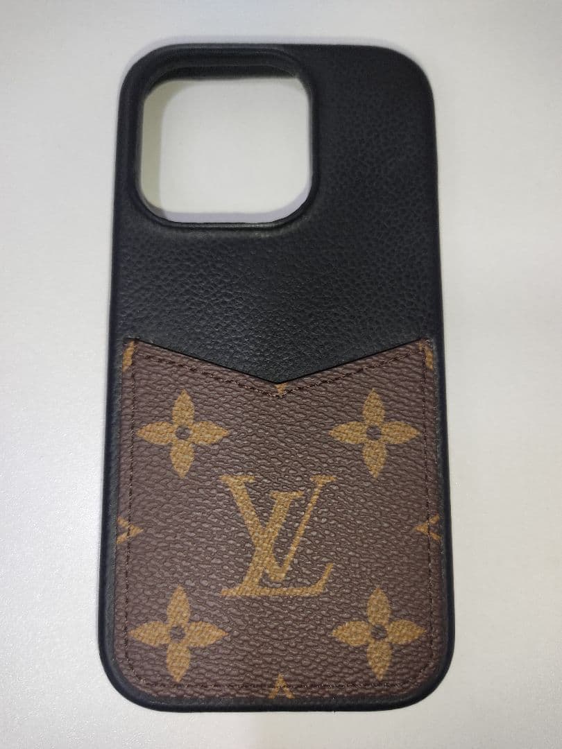 Louis Vuitton iPhone15proケースモノグラム 美品