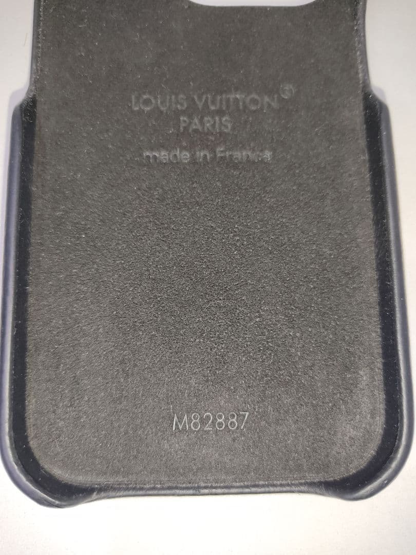 Louis Vuitton iPhone15proケースモノグラム 美品