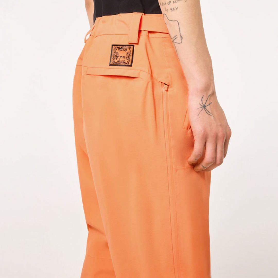 新品未使用 半額以下！オークリー スキーパンツ TC GUNN RC BIB