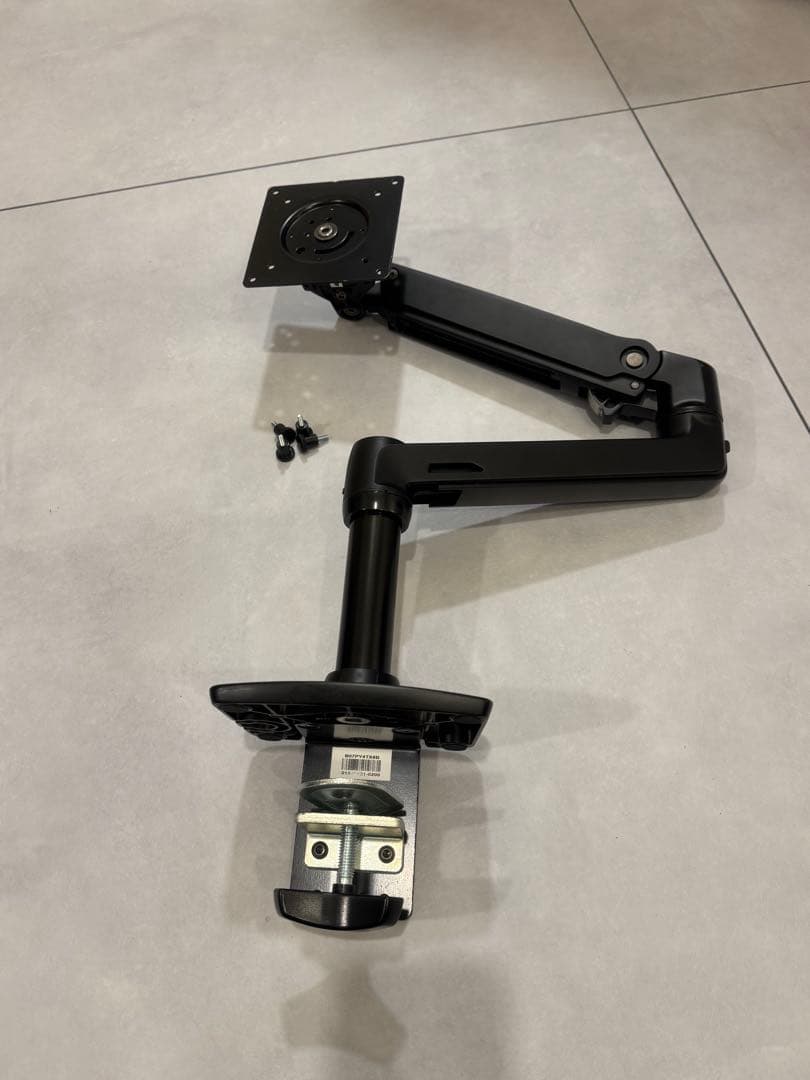 Amazon basics （ErgotronのOEM）