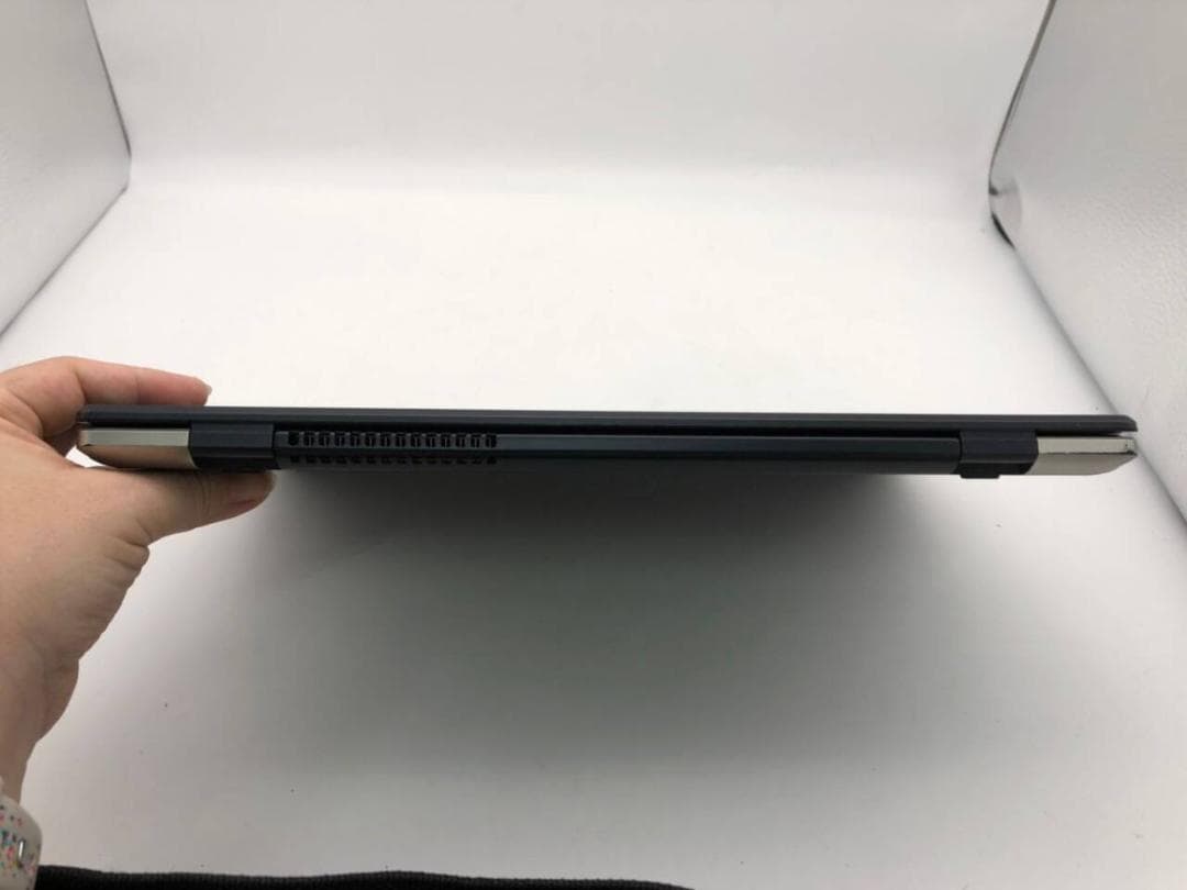 ダイナブック G83 i5第8世代-8250U/8GB/SSD256GB