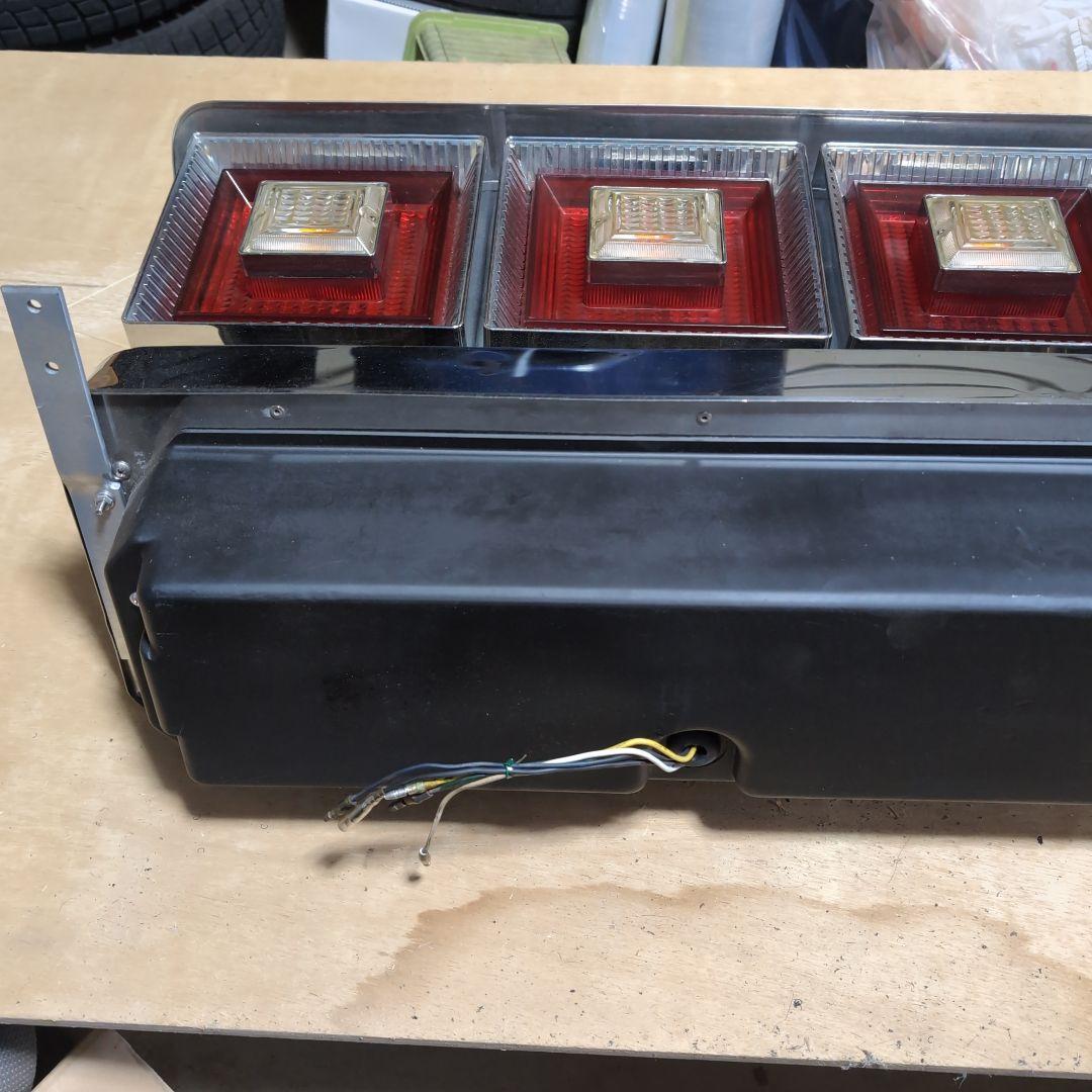 JB角テールランプ