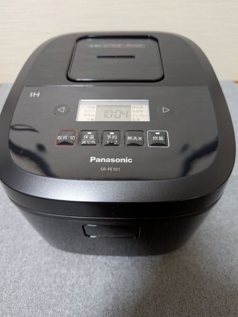 Panasonic　パナソニック SR-FE101 炊飯器 　2023年製　5合