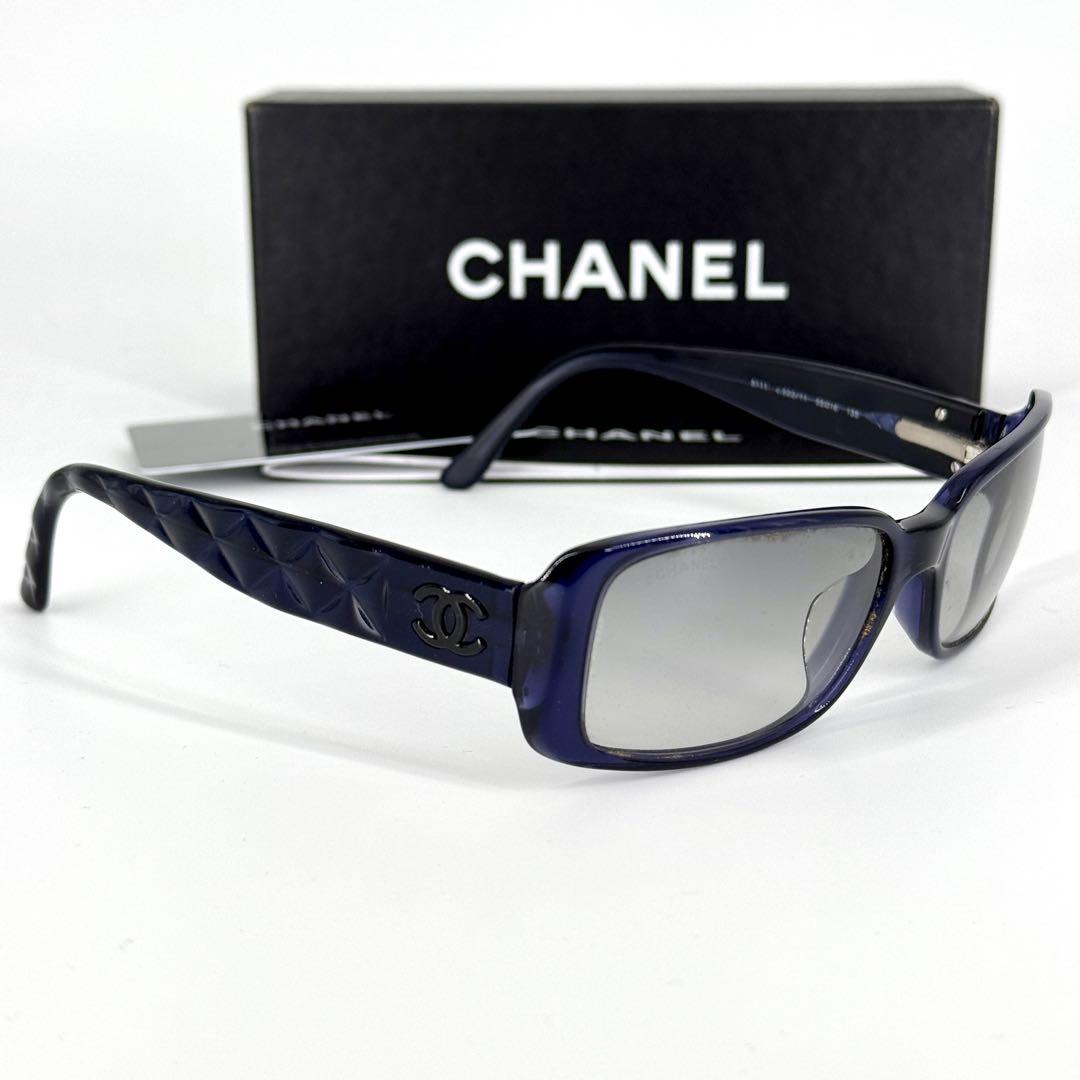 CHANEL サングラス 5111 ココマーク ブラック ブルー カメリア 黒