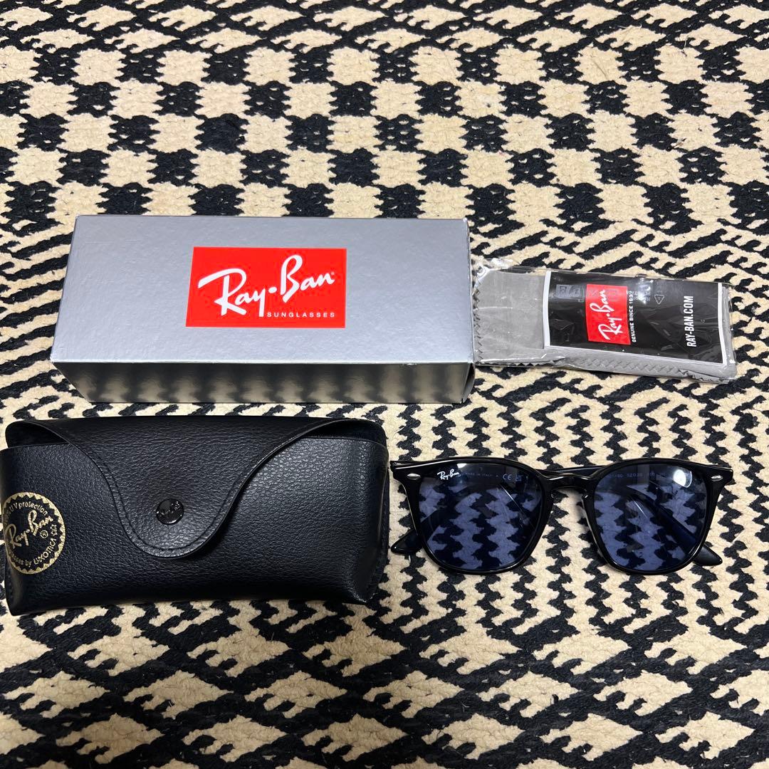 Ray-Ban ORB4258F サングラス ブルーレンズ