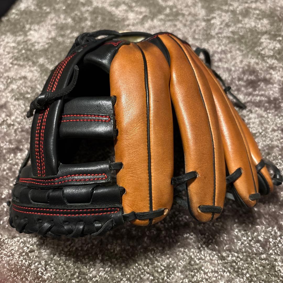 スラッガー　内野手用オーダーグローブ