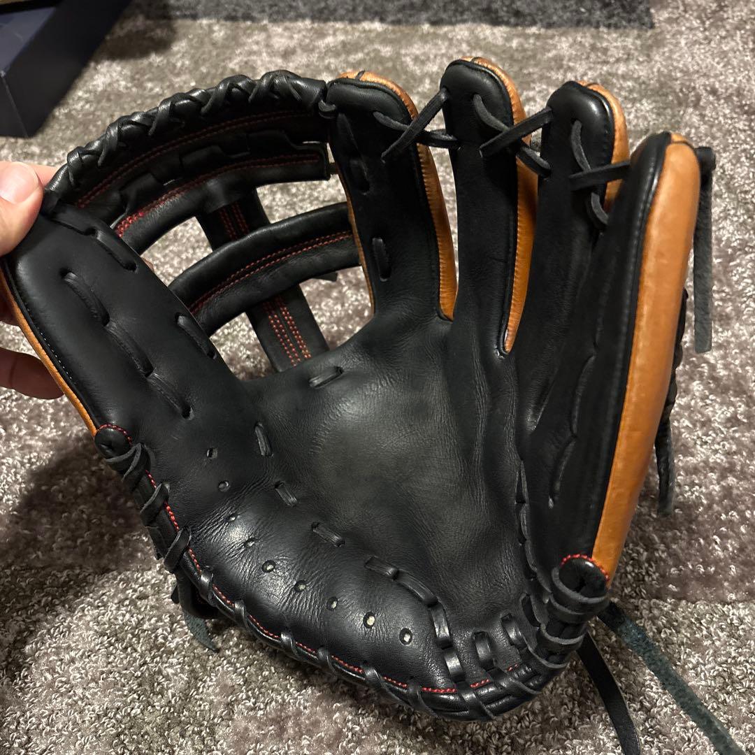 スラッガー　内野手用オーダーグローブ