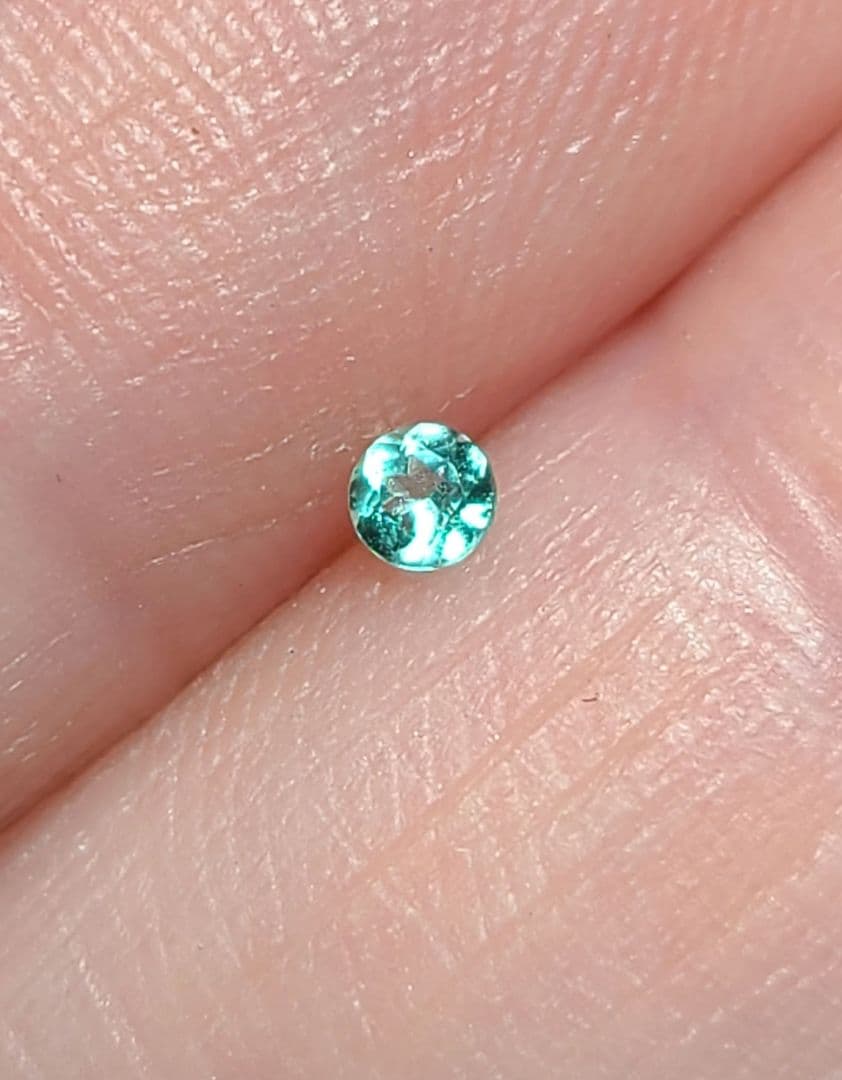 抜群の透明感に美しいネオン★ブラジルバターリャパライバトルマリン★オーダー受付中