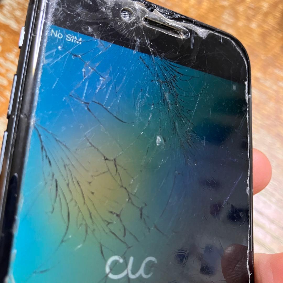 iPhone 8 画面割れ 背面割れ