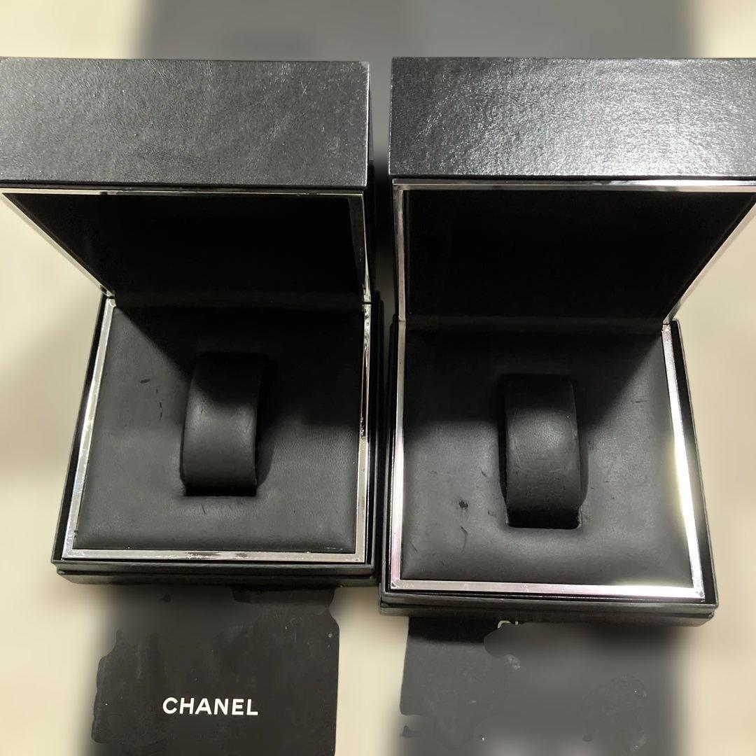 CHANEL j12時計ケース空箱