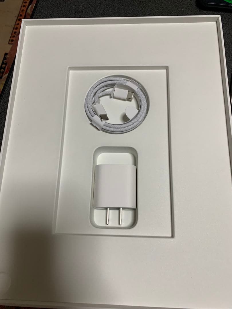 超格安　七世代13 m3 ipad air セルラー　256gb 100%