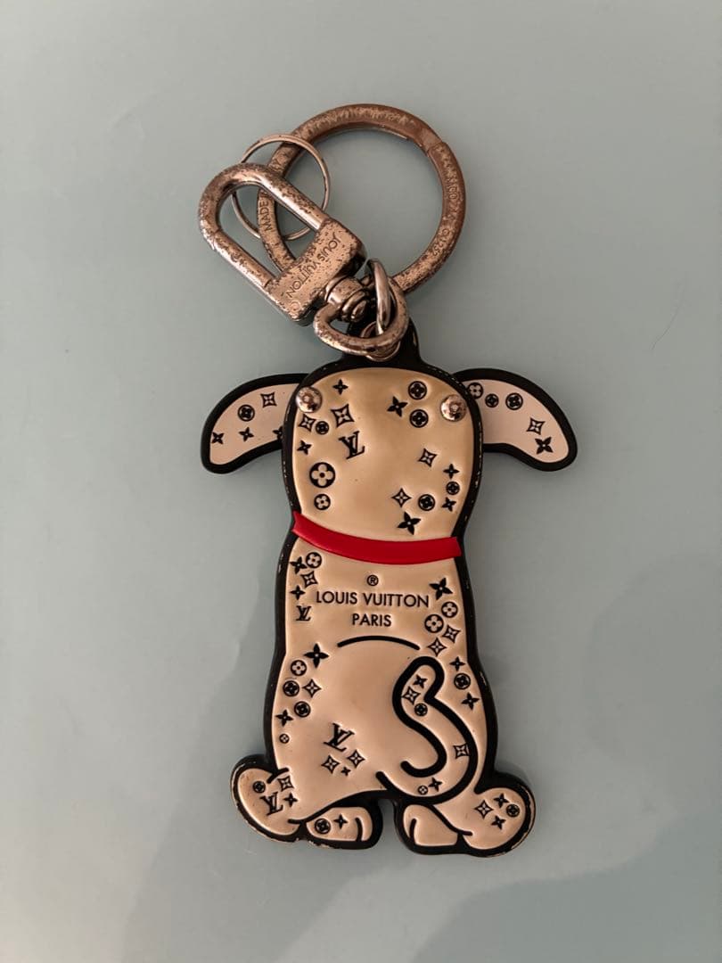 【正規品】ルイ・ヴィトン 犬型キーホルダー