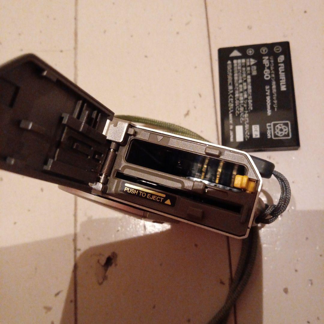 富士フイルム　FUJIFILM FinePix50i デジタルカメラ　デジカメ