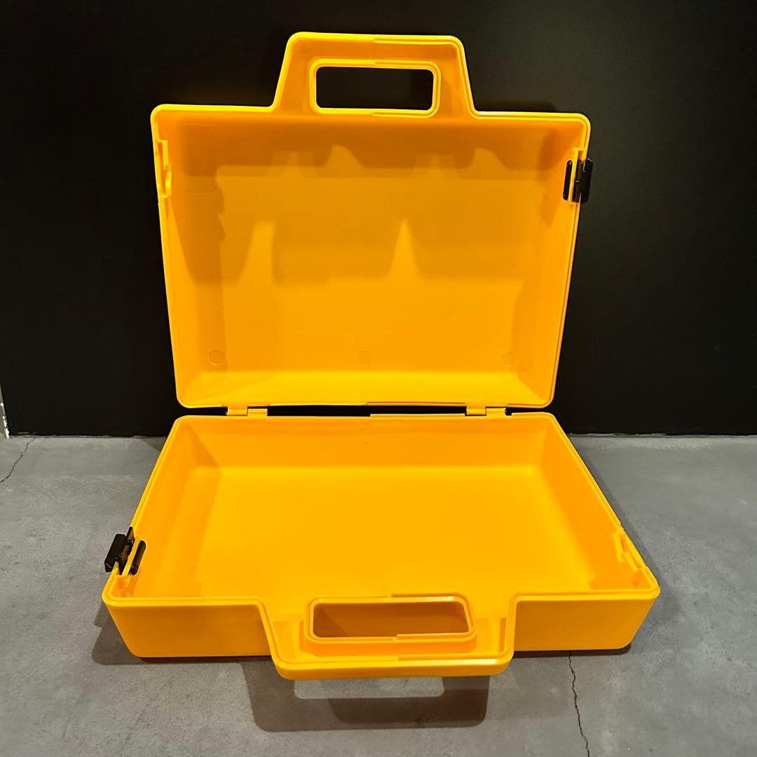 プラスチック製　収納ケース　3個セット② カナダ製 アタッシュケース　80年代