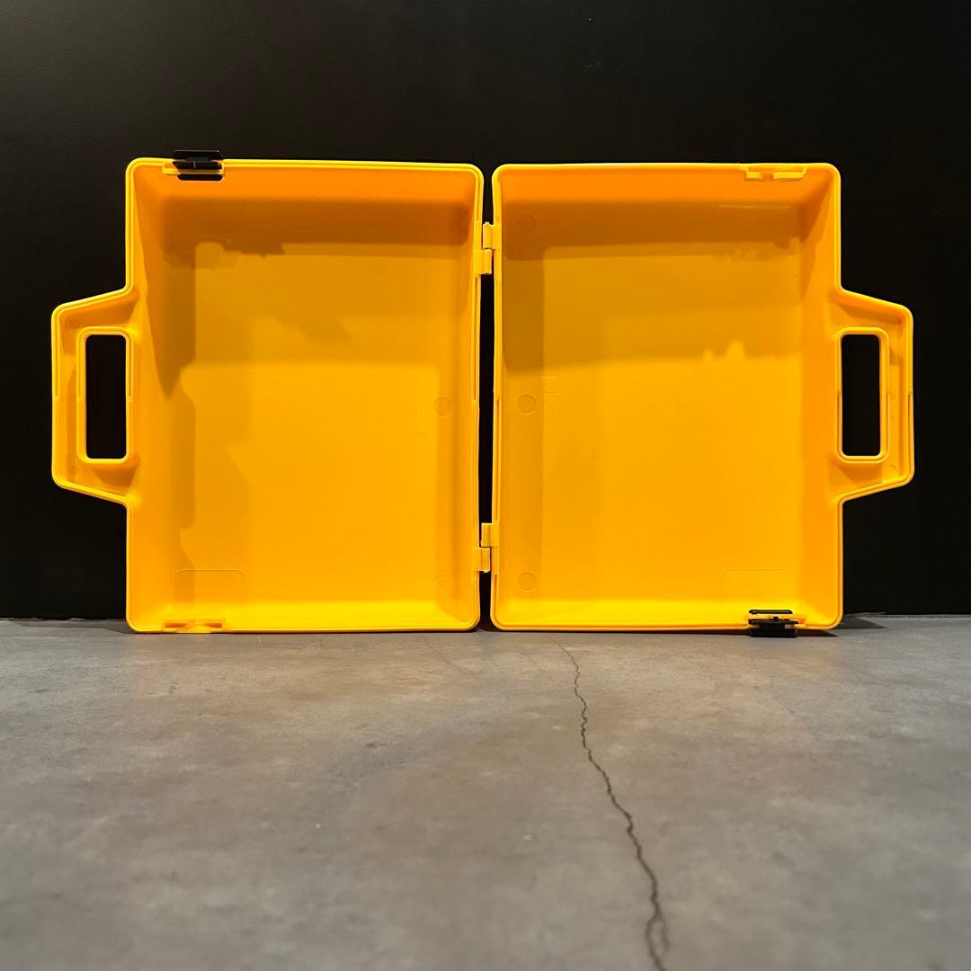 プラスチック製　収納ケース　3個セット② カナダ製 アタッシュケース　80年代