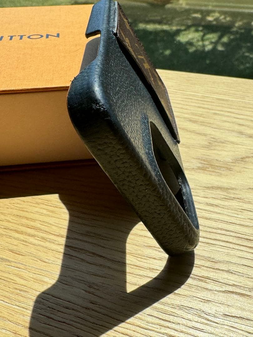 正規品　iPhone13pro 携帯カバー　ルイヴィトン　バンパー