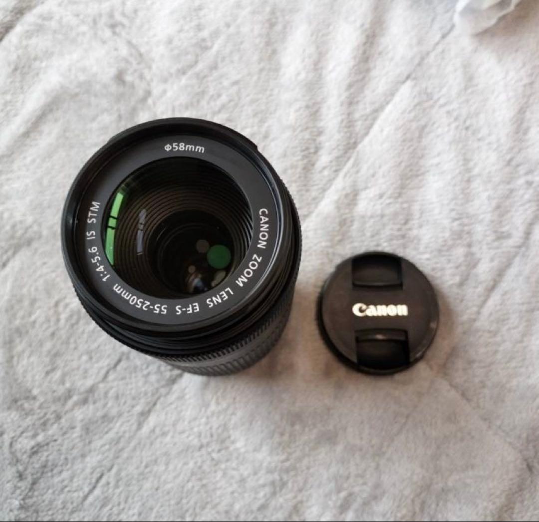 Canon EOS Kiss X10 ダブルズームキット クリーニングキット付き