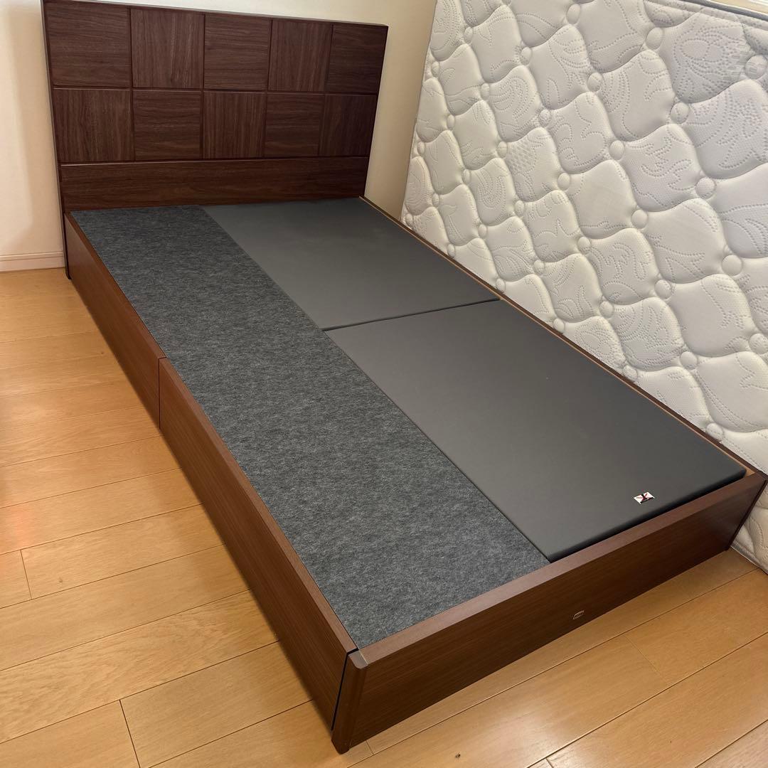 Simmons Beautyrest セミダブルマットレス とフレームセット販売