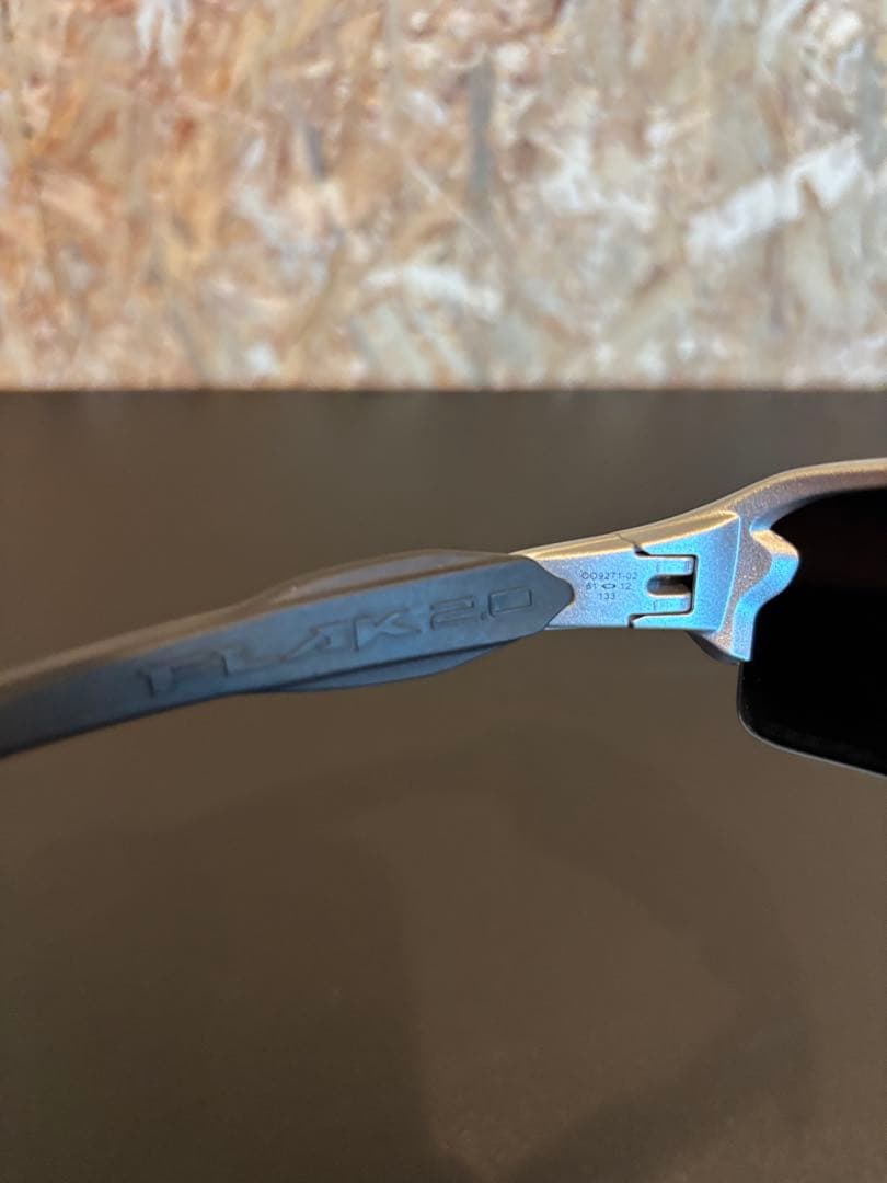 OAKLEY オークリー サングラス FLAK2.0 シルバー偏光レンズ